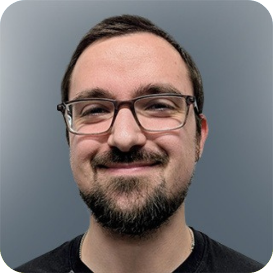 Justin Solis, U.S. Service & T&E Technician