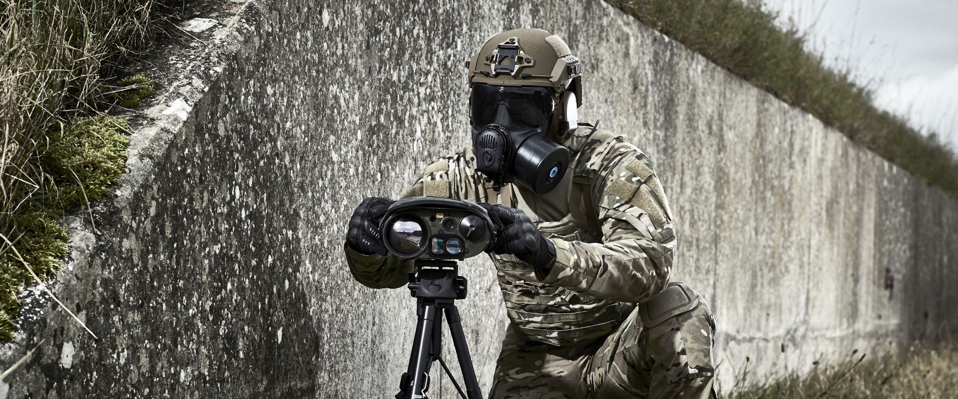 FM53 Respirator Tactical Gas Mask | Avon Protection | Avon Protection